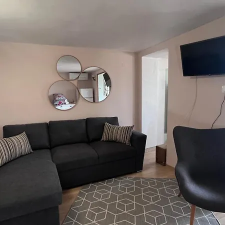 Cozi 2bd With Sea View In The Old Town Of ソゾポル