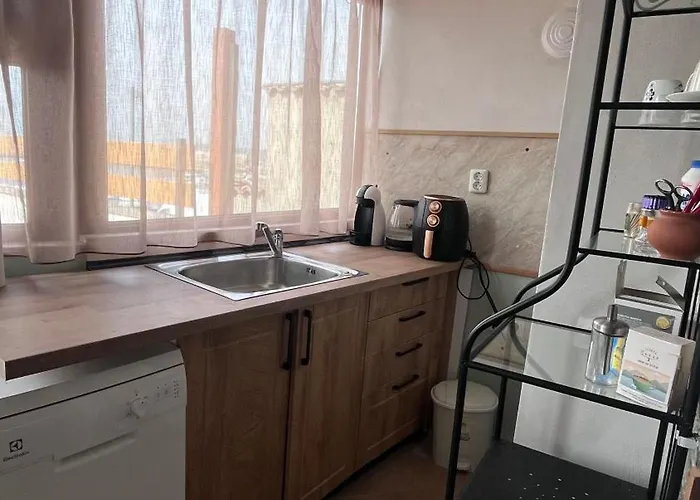 Cozi 2bd With Sea View In The Old Town Of